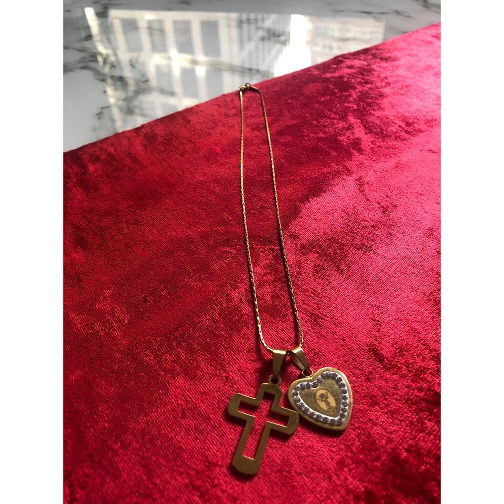 Religious jewelry